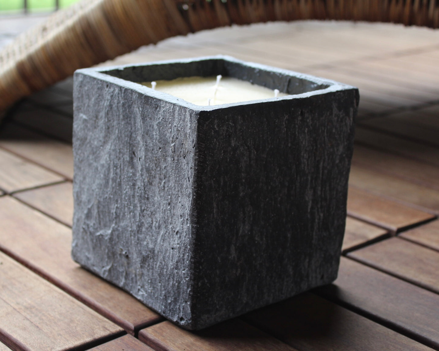 Candela MENHIR